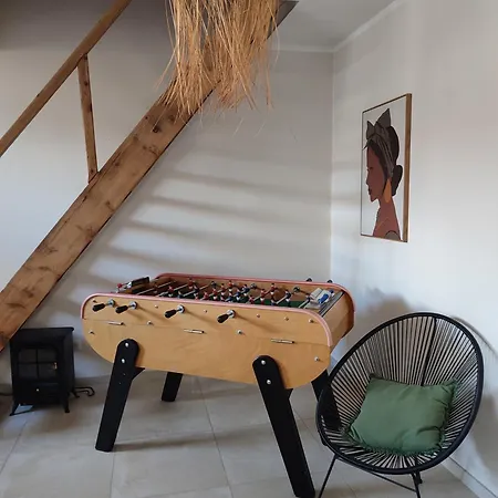 Apartment 1881 Ampuis, La Chambre