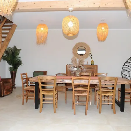 1881 Ampuis, La Chambre Apartment